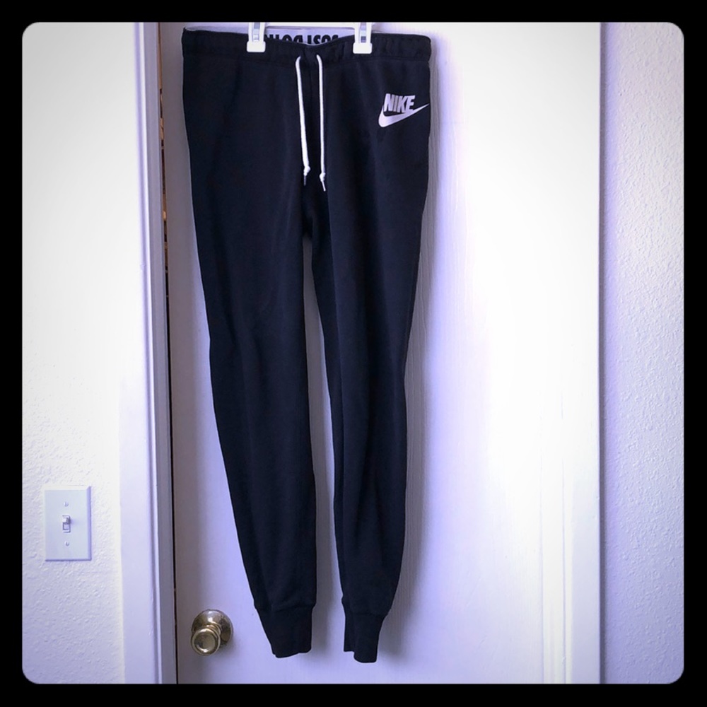 Nike joggers
